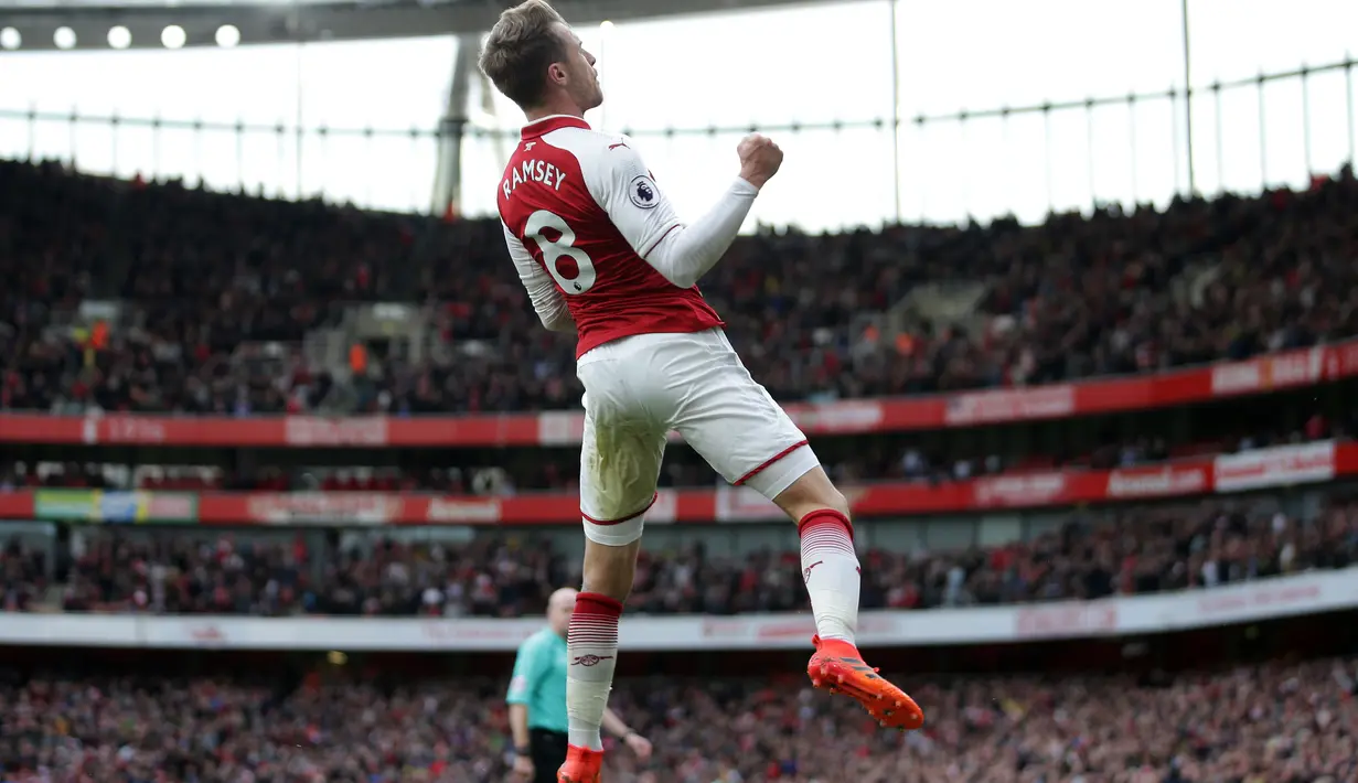 Pemain Arsenal, Aaron Ramsey masuk dalam daftar pemberi assist terbanyak di Premier League, hingga pekan ke-16 Ramsey sudah mengoleksi enam assist untuk Arsenal. (AFP/Daniel Leal-Olivas)