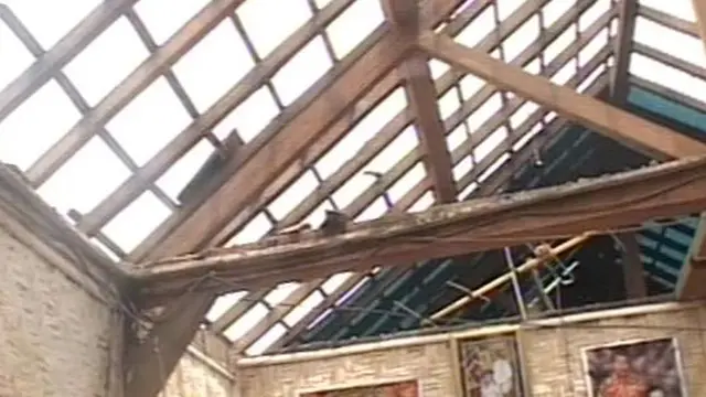 [VIDEO] Warga Desa Terdekat Kelud Harapkan Bantuan Pemerintah