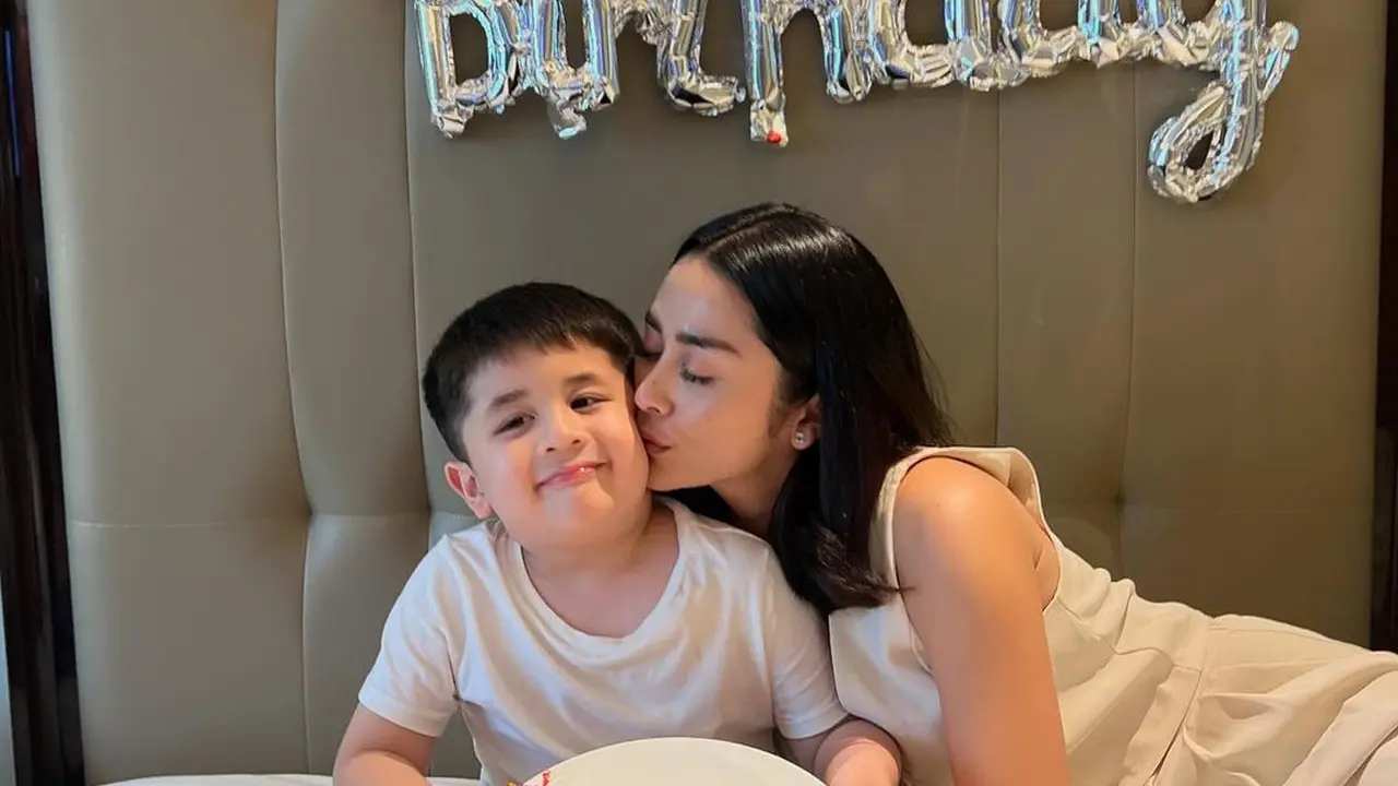 Foto-foto Abizard Kavin Suseno Anak Selvi Kitty dan Rangga Ilham yang Makin Ganteng