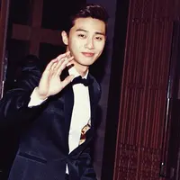 Park Seo Joon  (HIGHCUT/Soompi)
