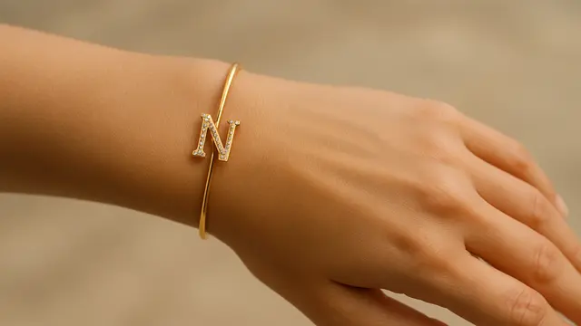 Model Gelang Emas Permata Terbaru Tahun 2025/via ChatGPT