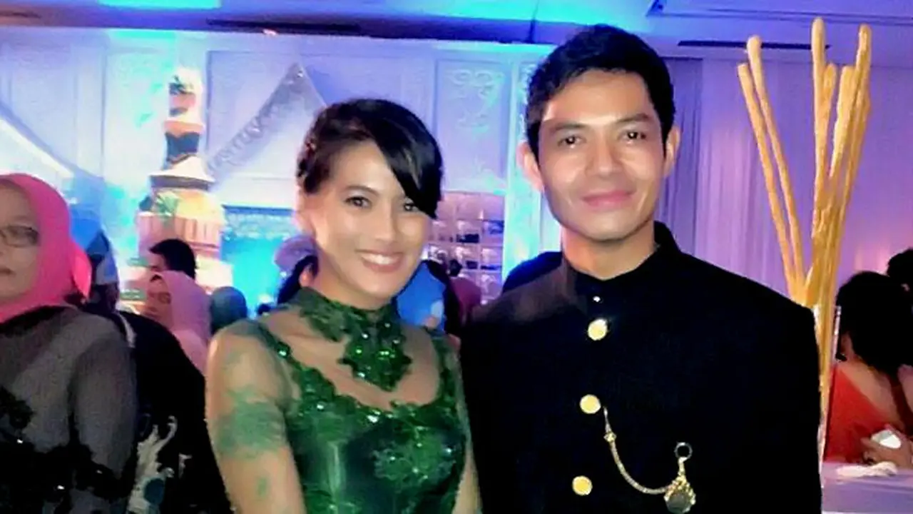 Dude Harlino dan Alyssa Soebandono