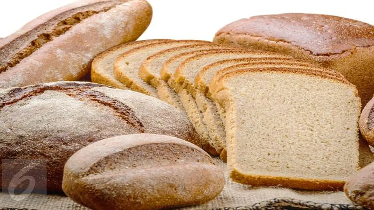 Unik, Wanita Ini Kenakan Gaun dari Roti Keliling New York