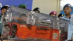 Black Box AirAsia QZ8501 berhasil ditemukan tim penyelam TNI AL, Lanud Iskandar, Pangkalan Bun, Kalteng, Senin (12/01/2015). (Liputan6.com/Andrian M Tunay)