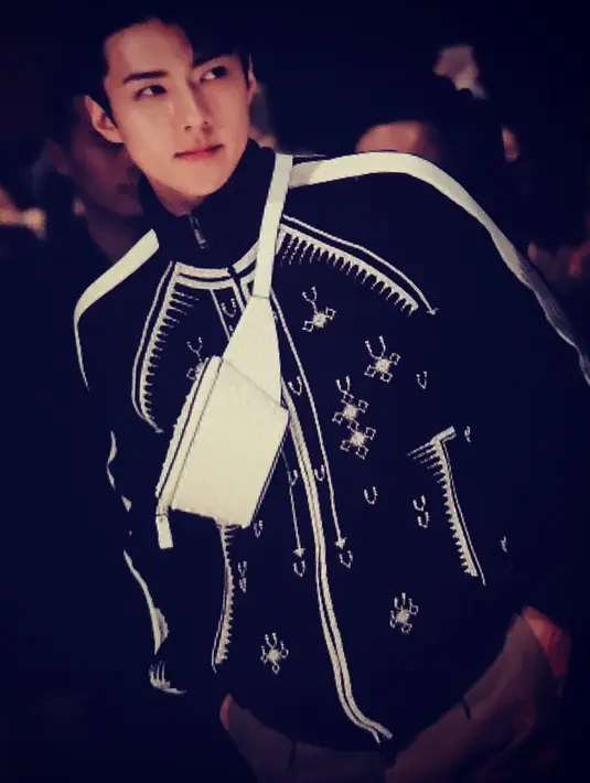 Sehun ditawari ikut audisi oleh orang SM Entertainment saat ia sedang makan ddukbokkie. Saat itu, ia masih duduk di bangku kelas 6 sekolah dasar. (Foto: instagram.com/oohsehun)