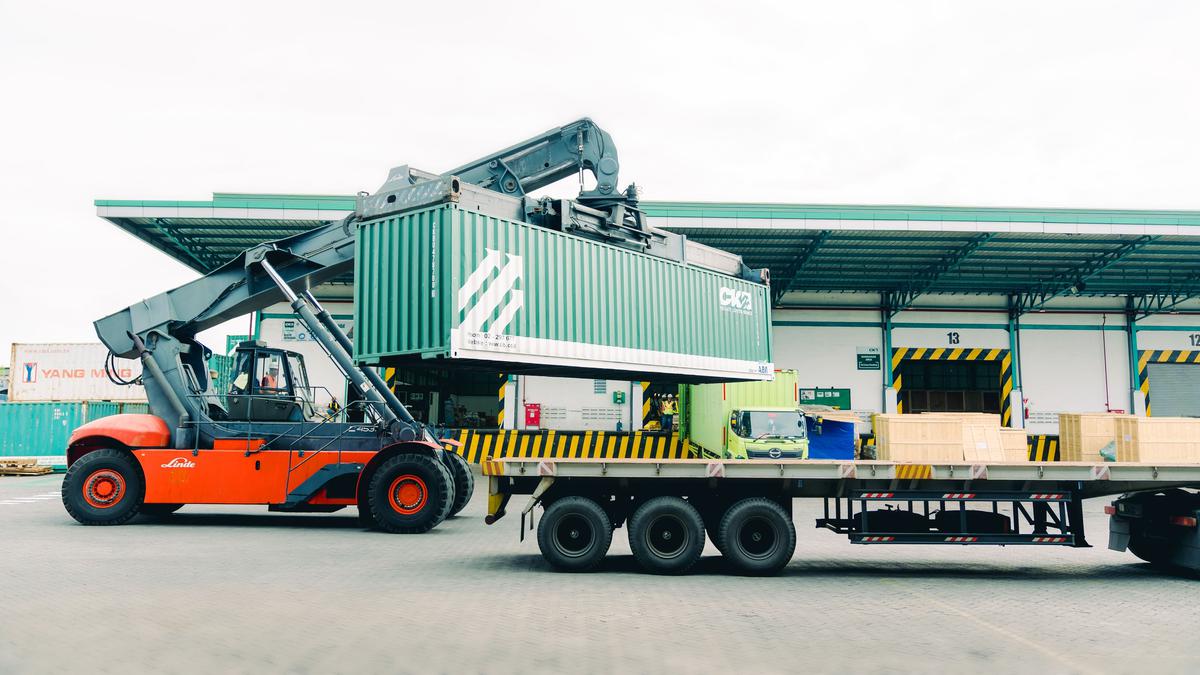 Ragam Cara Geliatkan Industri Pertambangan Kalimantan Barat ala