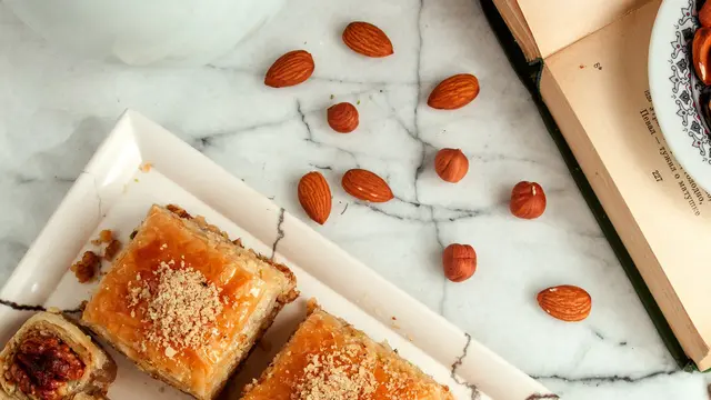 Chocolate-Hazelnut Baklava, Perpaduan Renyah dan Manis yang Menggoda