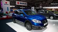 Suzuki SX4 ini hadir dengan pilihan transmisi manual lima percepatan dan otomatis CVT.