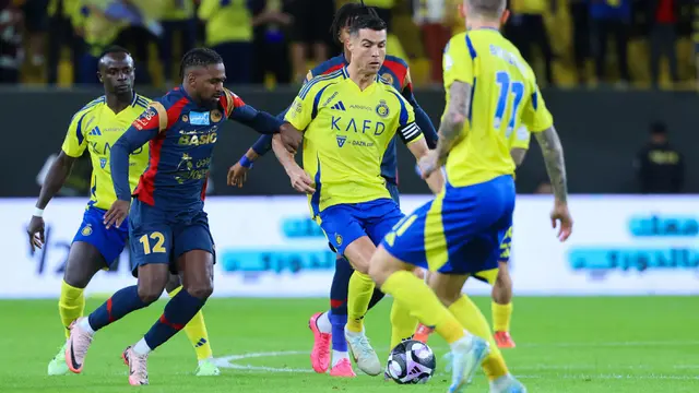 Foto: Momen Cristiano Ronaldo Cetak Gol ke-915, Bukti Usia Hanya Angka