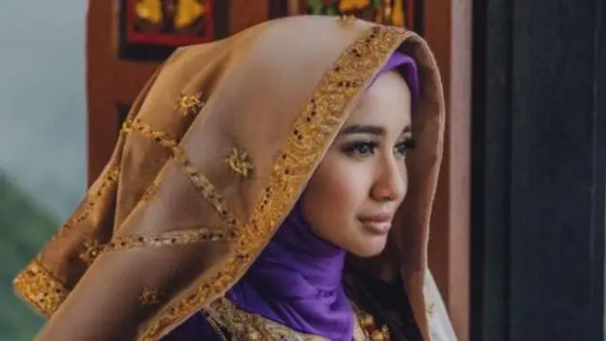 [Bintang] Laudya Cynthia Bella 