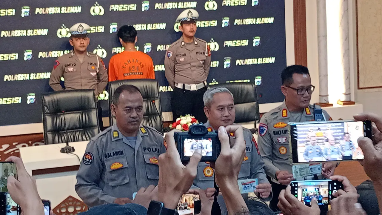 Tabrakan BMW Yogyakarta