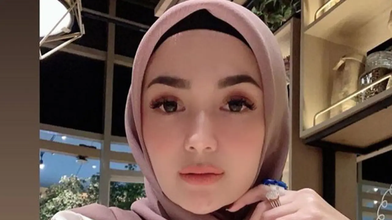 Imel Putri Cahyati