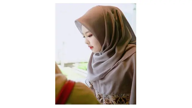 10 Editan Foto Idol K-Pop Edisi Ramadan Ini Bikin Geleng Kepala