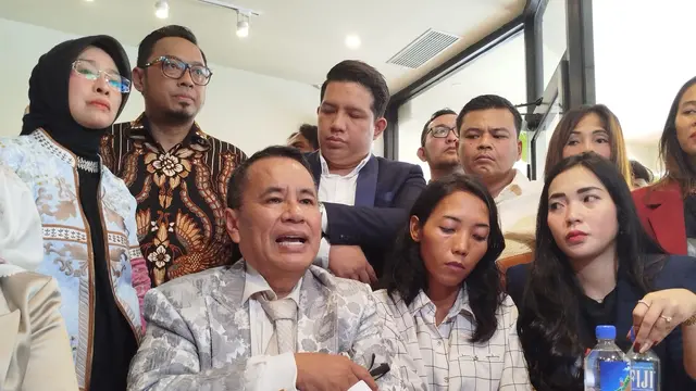 Hotman Paris selaku pengacara keluarga Vina Cirebon (Liputan6.com/Ady Anugrahadi)