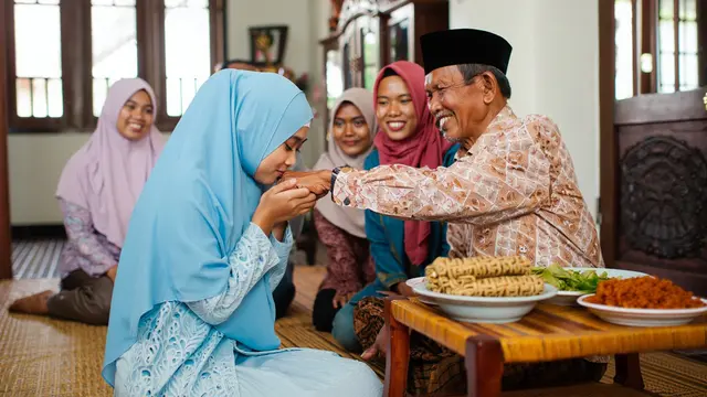 Ilustrasi halal bi halal (Foto: Reve.com)