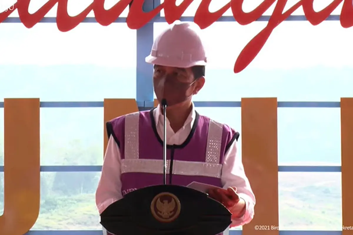 Presiden Joko Widodo (Jokowi) meresmikan Bendungan Kuningan, di Kabupaten Kuningan, Selasa (31/8/2021).