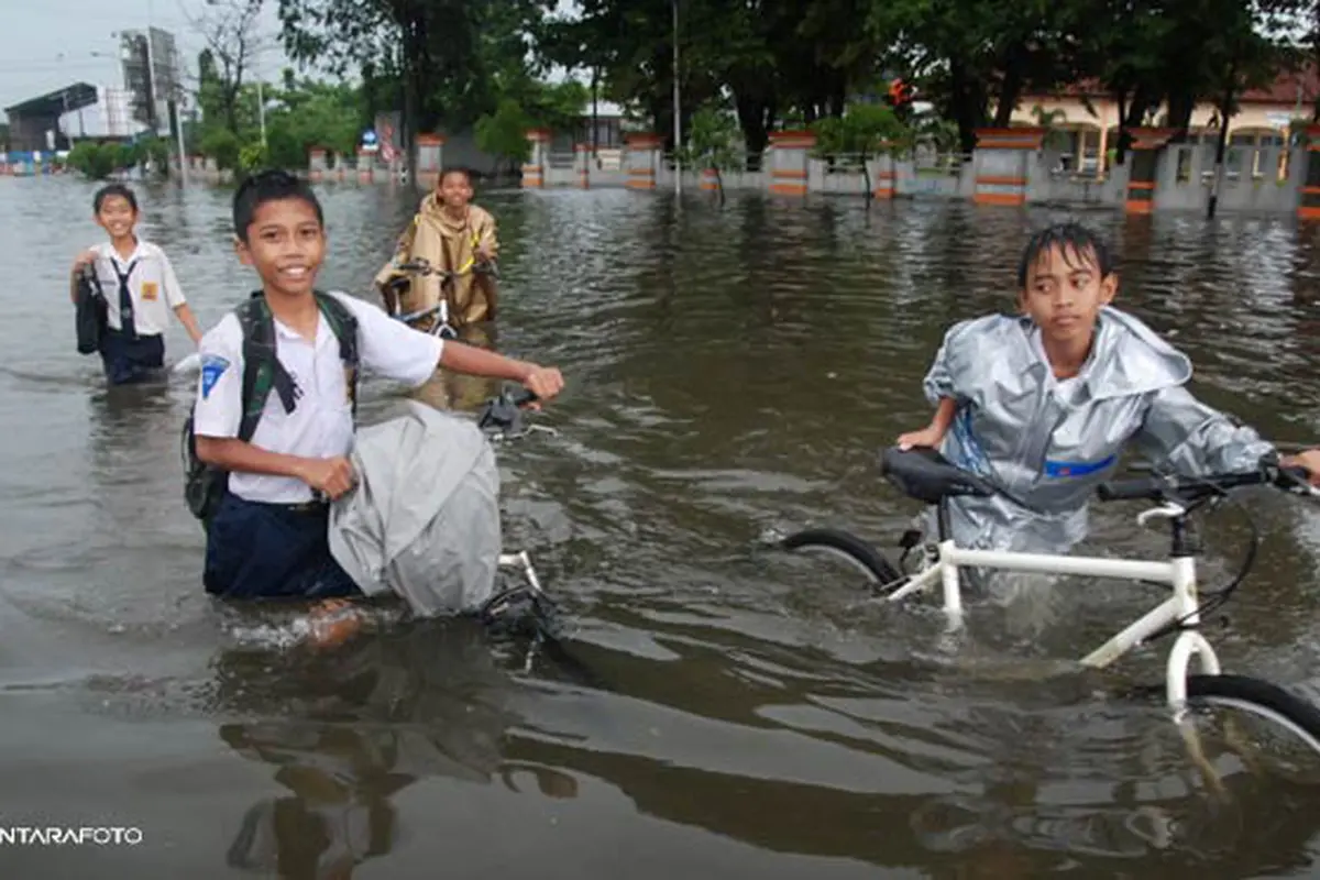 banjir-jepara-140123b.jpg