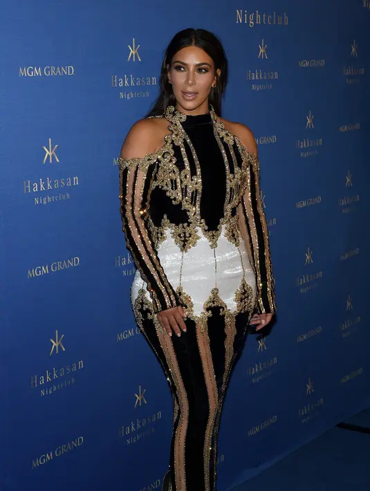 Alhasil Kim Kardashian tidak hamil, dirinya menulis suatu caption di akun snapchatnya, "Im Not Pregant' (aku tidak hamil). (AFP/Bintang.com)