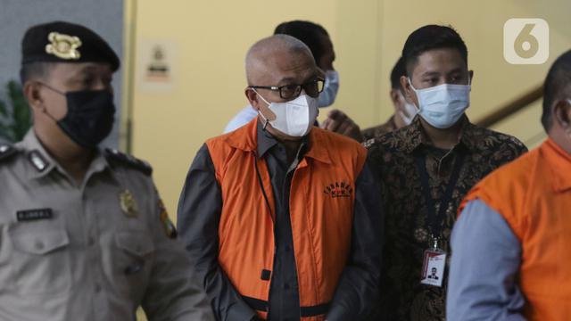 KPK Tahan Mantan Bupati Buru Selatan