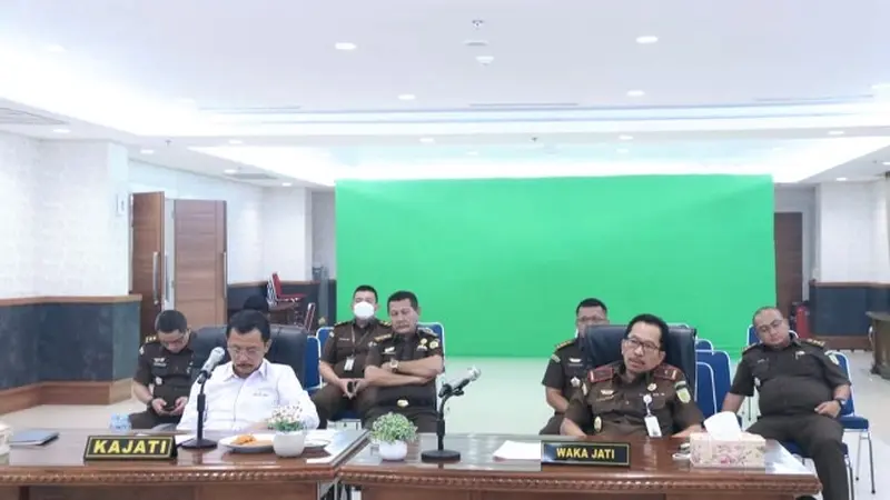 Video Conference antara Kejati Riau dengan Jampidum membahas restorative justice kecelakaan lalu lintas.