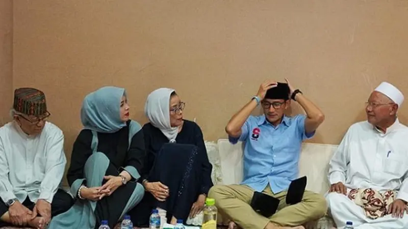 Sebelum Debat Cawapres 2019, Sandiaga Uno, memulai hari dengan olahraga lalu menyempatkan doa bersama keluarga besar. (Foto: instagram.com/sandiuno)