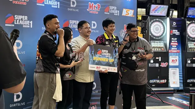 Super League Season 1