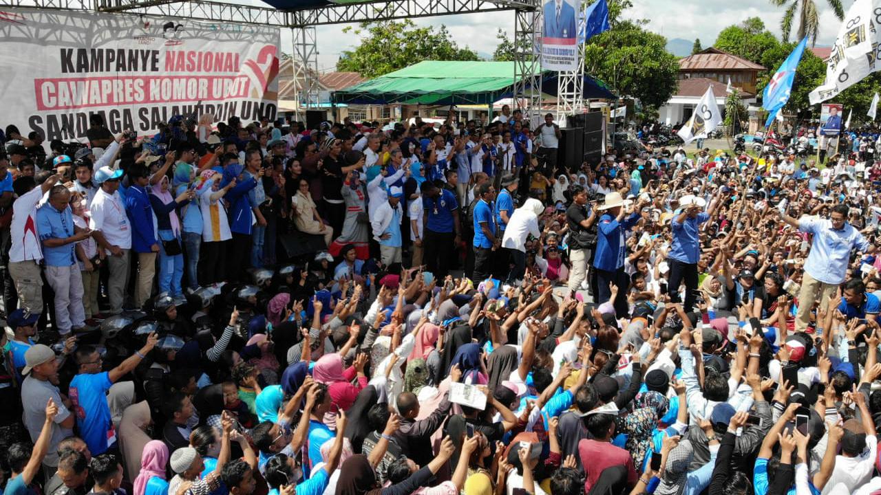 Cawapres nomor urut 02 Sandiaga Uno kampanye di Sulawesi Utara.
