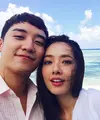 Menjadi pembicaraan publik dengan berbagai gossip tak benar sudah lumrah dikalangan selebriti. Kali ini kembali menyerang Seungri ‘Bigbang’ dan aktris asal Thailand, Bae Hayden. (Instagram/seungriseyo)