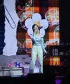 Kim Ji Won di acara fanmeeting bertajuk "Be My One" di JIEXPO Theater, Jakarta, Sabtu (31/8/2024). [Foto: Adrian Putra/Fimela]