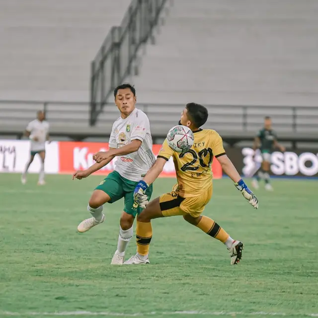 Cetak Hattrick, Ini 5 Aksi Samsul Arif saat Persebaya Kalahkan Persikabo 1973