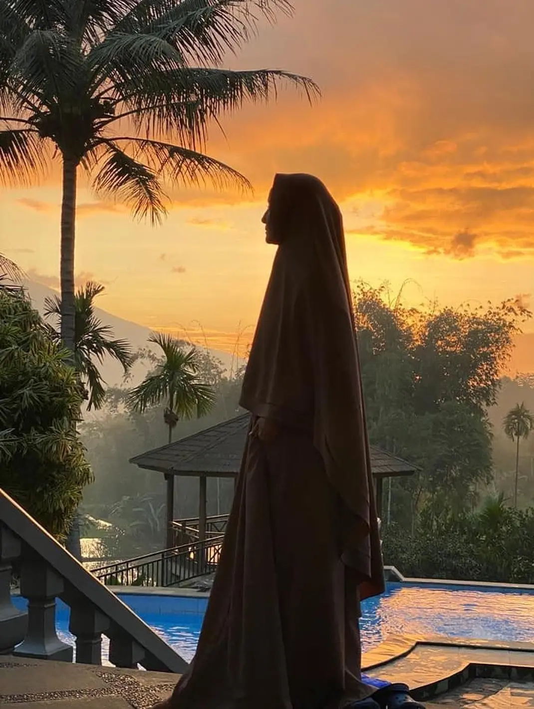 Lama Menghilang dari Layar Kaca, Potret Terbaru Inneke Koesherawati ...