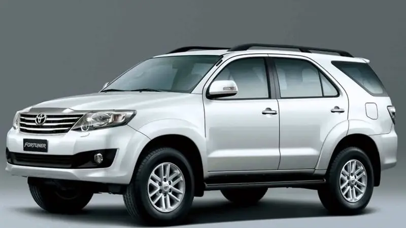 Menakar Harga Bekas Antara Pajero Sport, Everest, dan Fortuner