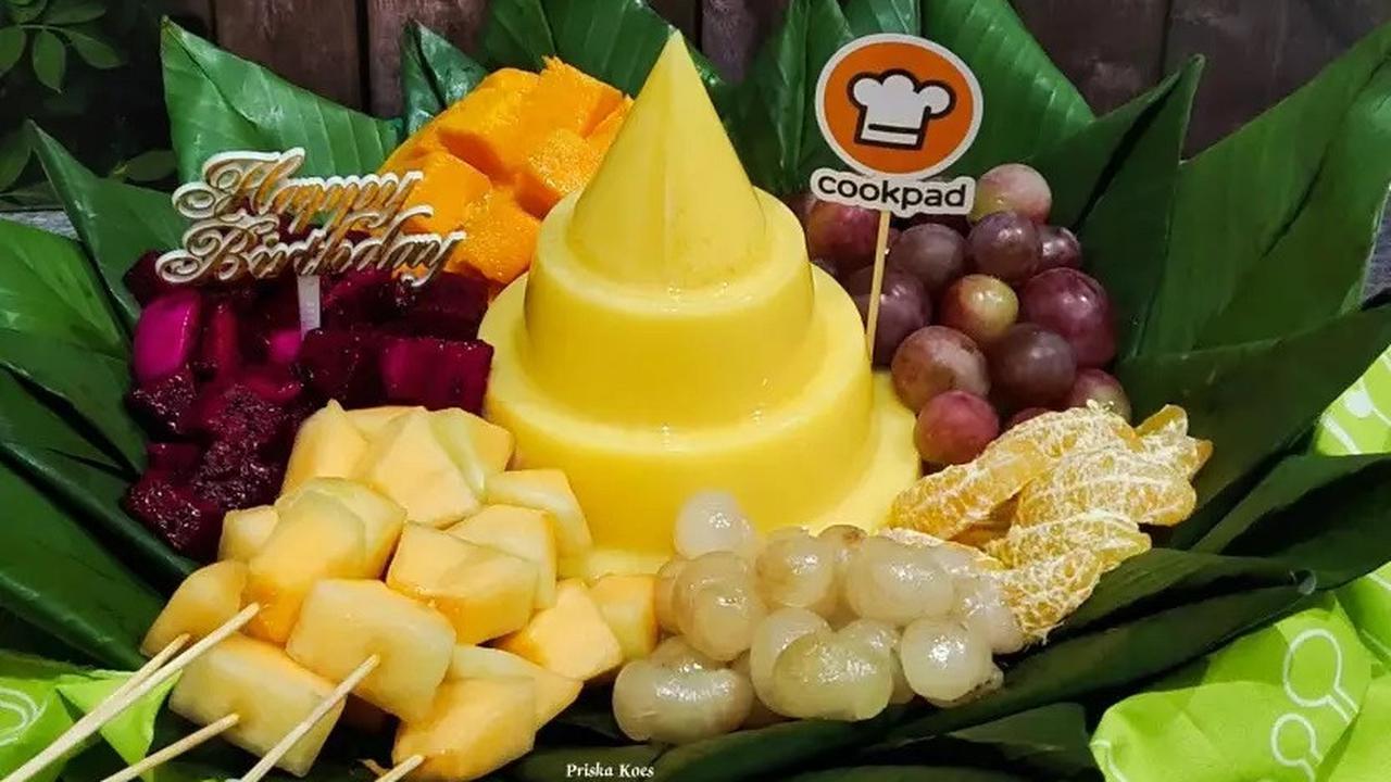 Resep tumpeng puding untuk meriahkan HUT ke-78 RI. (dok. Cookpad @erafani_2000)