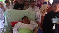 Sudah 11 hari Rizki Rahmat Ramadhan, bocah obesitas berusia 10 tahun, dirawat di RS Muhammad Hoesin (RSMH) Palembang. (Liputan6.com/Nefri Inge)