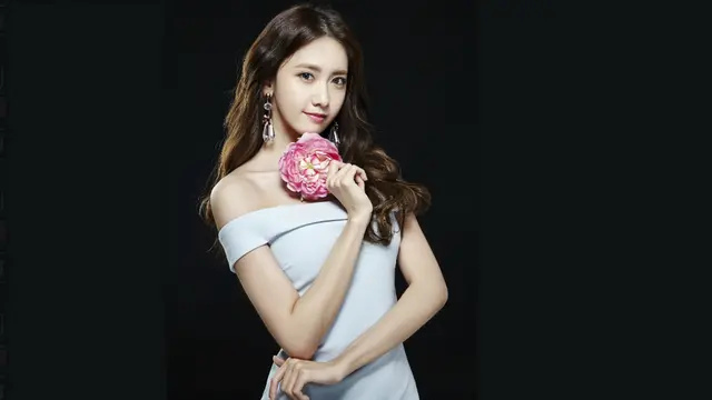 Yoona `Girls Generation`