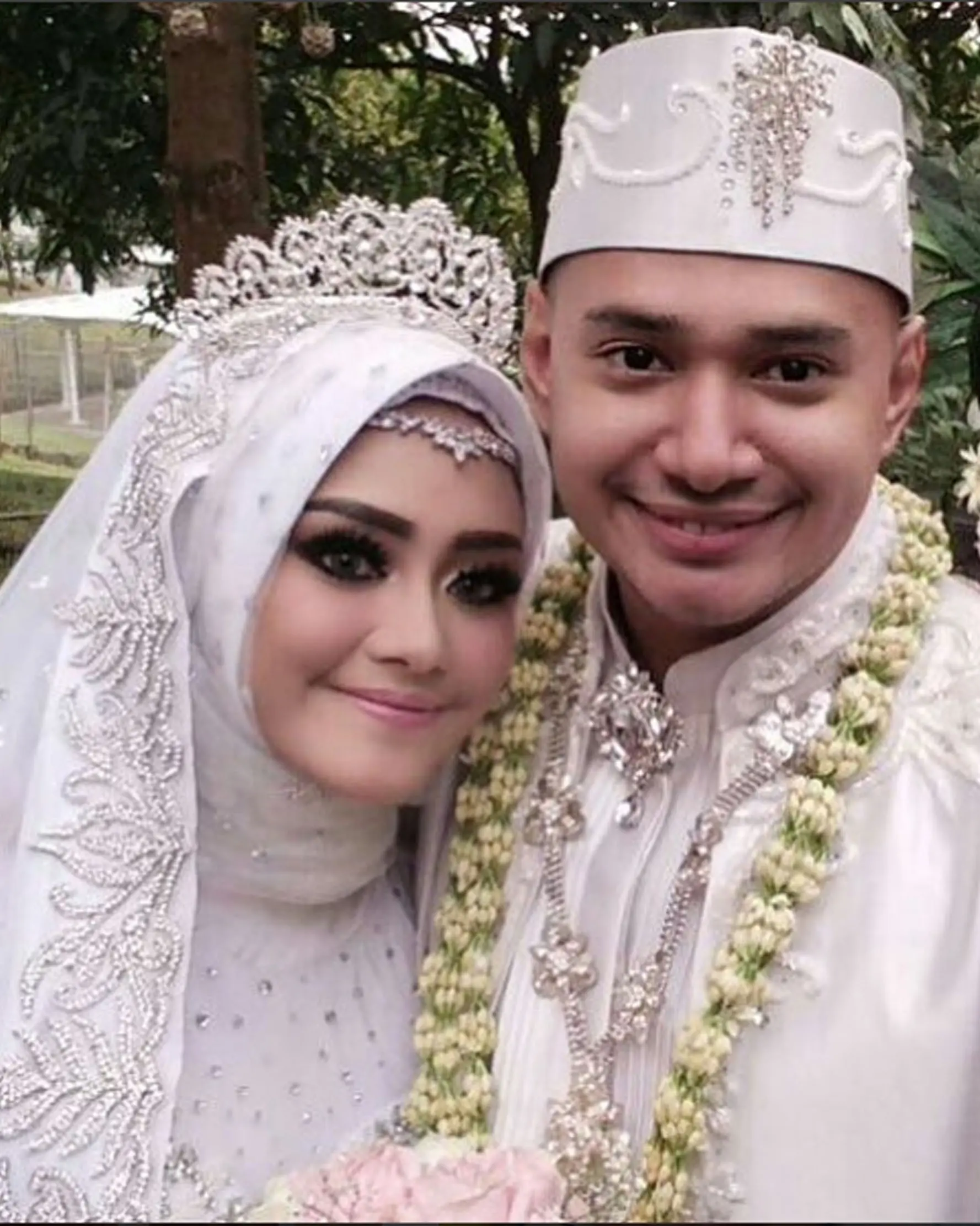 Husein Alatas dan istri, Annisa Nabilla alias Nabel.