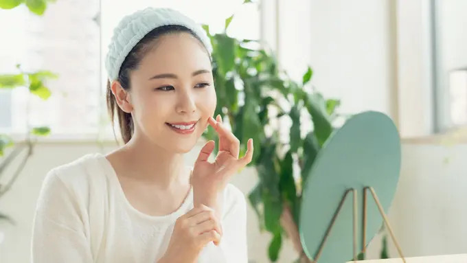 Skincare untuk Merawat Diri