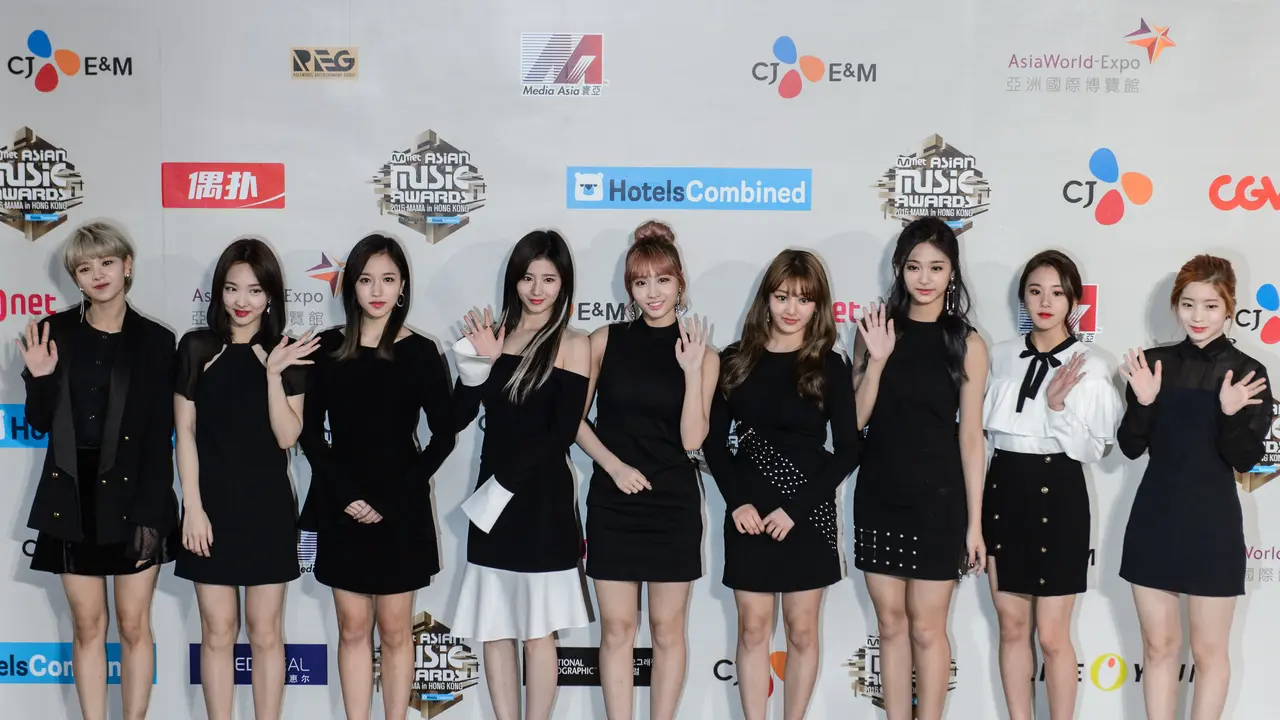 [Bintang] TWICE