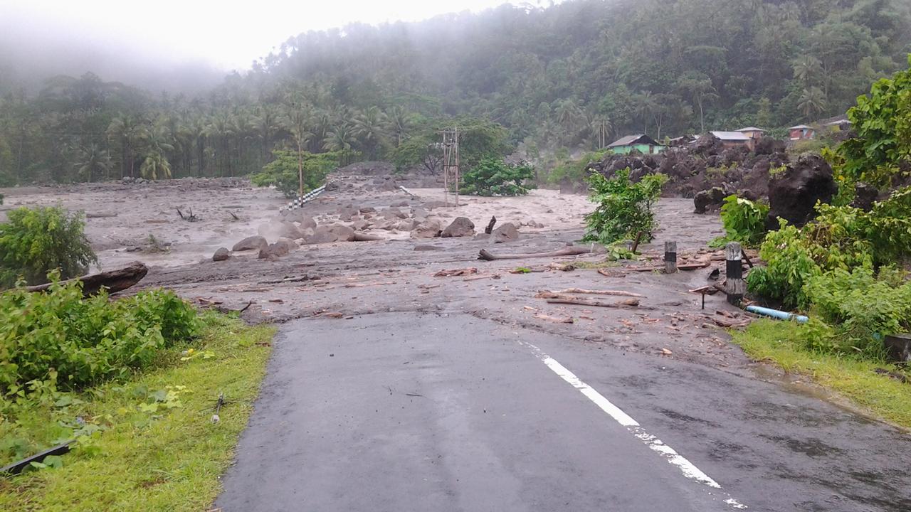 lahar dingin gunung karangetang