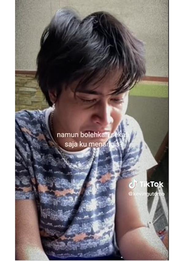 Momen Kevin Gutomo Kehilangan Kucing yang Menemaninya Sejak SMK, Bikin Nyesek