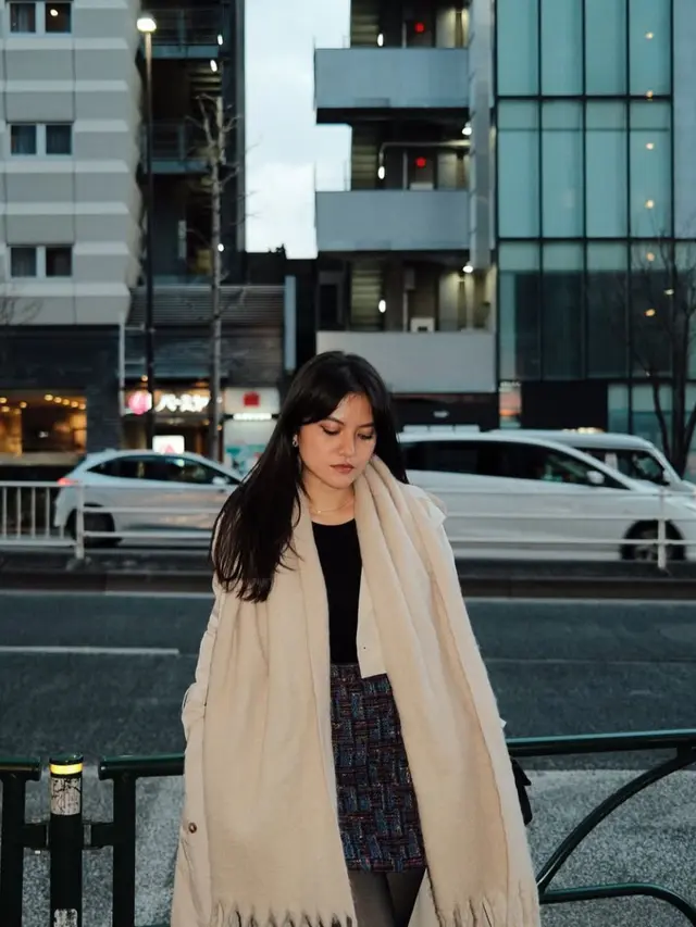 Marsha Aruan tampil elegan di Jepang. (credit:instagram.com/aruanmarsha)