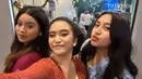 Tak diketahui kapan Khirani kembali melanjutkan studi di Melbourne, Australia. Namun kehadirannya kembali di tengah keluarga sudah dirindukan Mayangsari dan Bambang Trihatmodjo. (Liputan6.com/IG/@khiranitrihatmodjo)