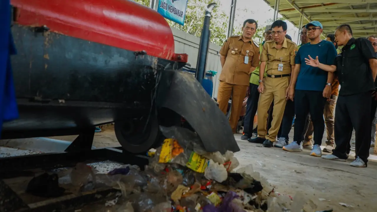 Gubernur Jateng Ahmad Luthfi Resmikan Desa Tersono sebagai Desa Mandiri Kelola Sampah