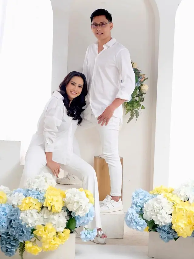 Segera Lepas Status Janda Usai 5 Tahun, Ini 6 Potret Prewedding Shinta Bachir