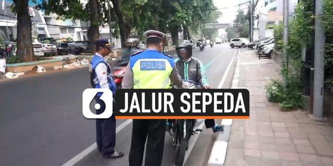VIDEO: Lewati Jalur Sepeda, 35 Pelanggar Ditilang Polisi