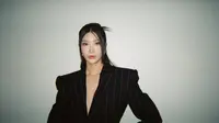 Potret EJAE Menikah dengan Sam Kim di Seoul, Gelar Upacara Adat Korea