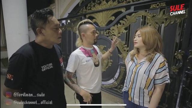 Rumah Sule Didatangi Seorang Wanita Yang Mengaku Hamil Showbiz Liputan6 Com