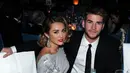 Hubungan Miley Cyrus dan Liam Hemsworth belakangan memang tersiar telah berakhir. Tak diketahui kebenarannya, akhirnya Miley pun membuka suara soal rumor yang sedang ramai dibicarakan ini. (AFP/Bintang.com)