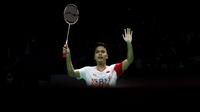 Pebulu tangkis tunggal putra Indonesia, Anthony Sinisuka Ginting saat bertanding melawan tunggal putra Denmark, Hans-Kristian Solberg Vittinghus pada babak 16 besar Turnamen Bulu Tangkis East Ventures Indonesia Open 2022 di Istora Senayan, Jakarta, Kamis (16/6/2022). Anthony Sinisuka Ginting menang dua game langsung 21-17, 21-9. (Bola.com/Bagaskara Lazuardi)