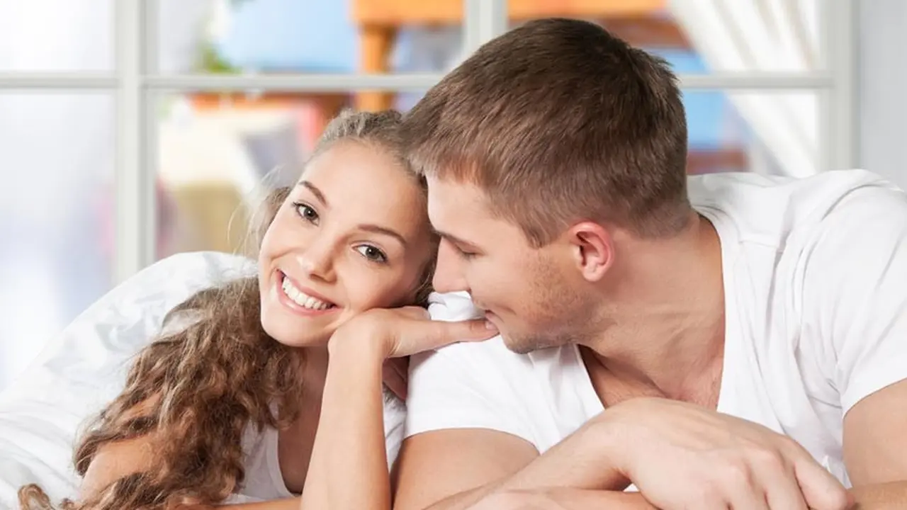 Kenali 5 Tanda Wanita dalam Masa Subur (Billion Photos/Shutterstock)